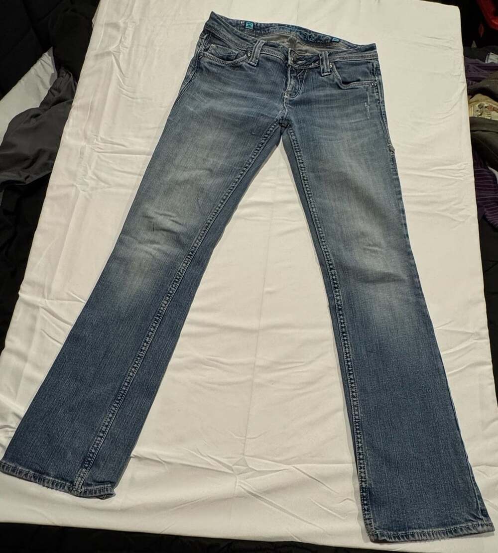 Y2K Sang Real Only The Chosen Low Rise Flare Jeans Distressed Light